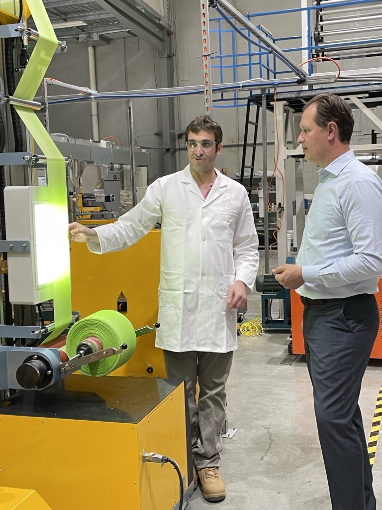 Pictured left to right: Mehran Ghasemlou and Richard Tegoni at the SECOS R&D Facility in Mount Waverley, Australia