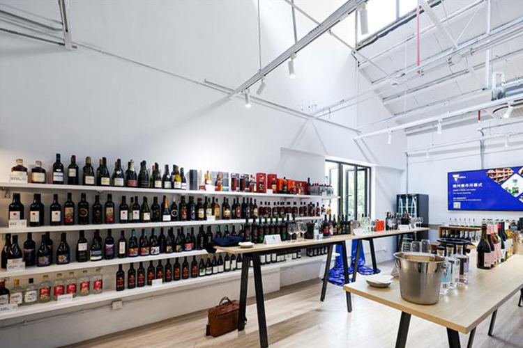 Vic house Show room displaying Victorian wine and spirits