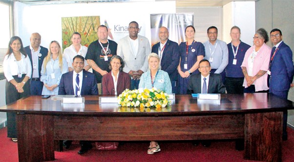 Victorian Aboriginal Economic Development delegates with Australian Deputy High Commissioner Lalitha Kapoor, Chairman of the Sri Lanka Economic Development Board, Kingsley Bernard, and President of the Sri Lanka Australia Chamber of Commerce, Kalum De Silva. Picture by Wimal Karunatillike.